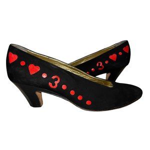 My heart! Vintage ESCADA Black Suede Red Heart & 3 Leather Cutouts Pumps…